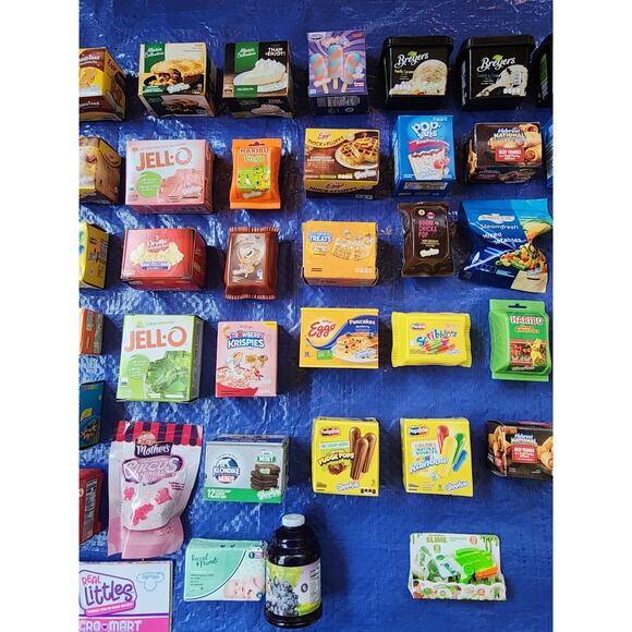 Shopkins Real Littles Grocery Store Brand Anthropomorphic Foods Lot Of 74 - Picture 3 of 4